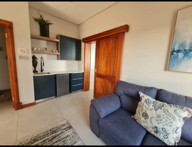 4 BEDROOM HOUSE FOR SALE IN HERON BANKS GOLF ESTATE